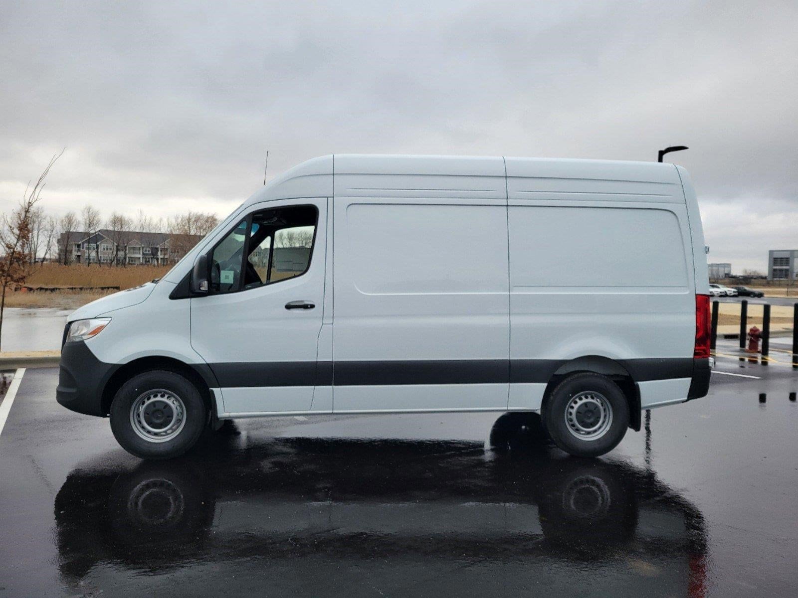 2025 MERCEDES-BENZ SPRINTER - Image 2