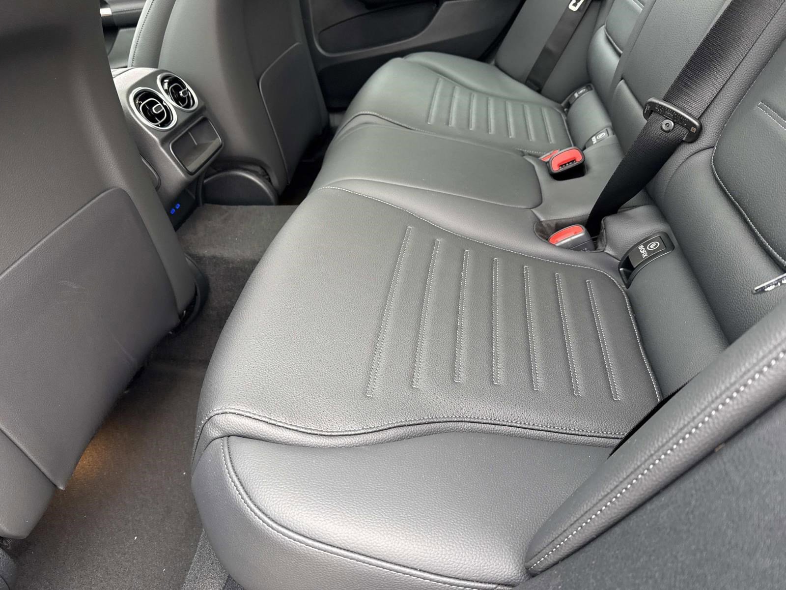 2026 MERCEDES-BENZ C-CLASS - Image 14