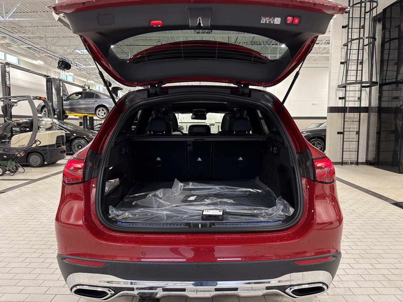 2026 MERCEDES-BENZ GLC-CLASS - Image 8