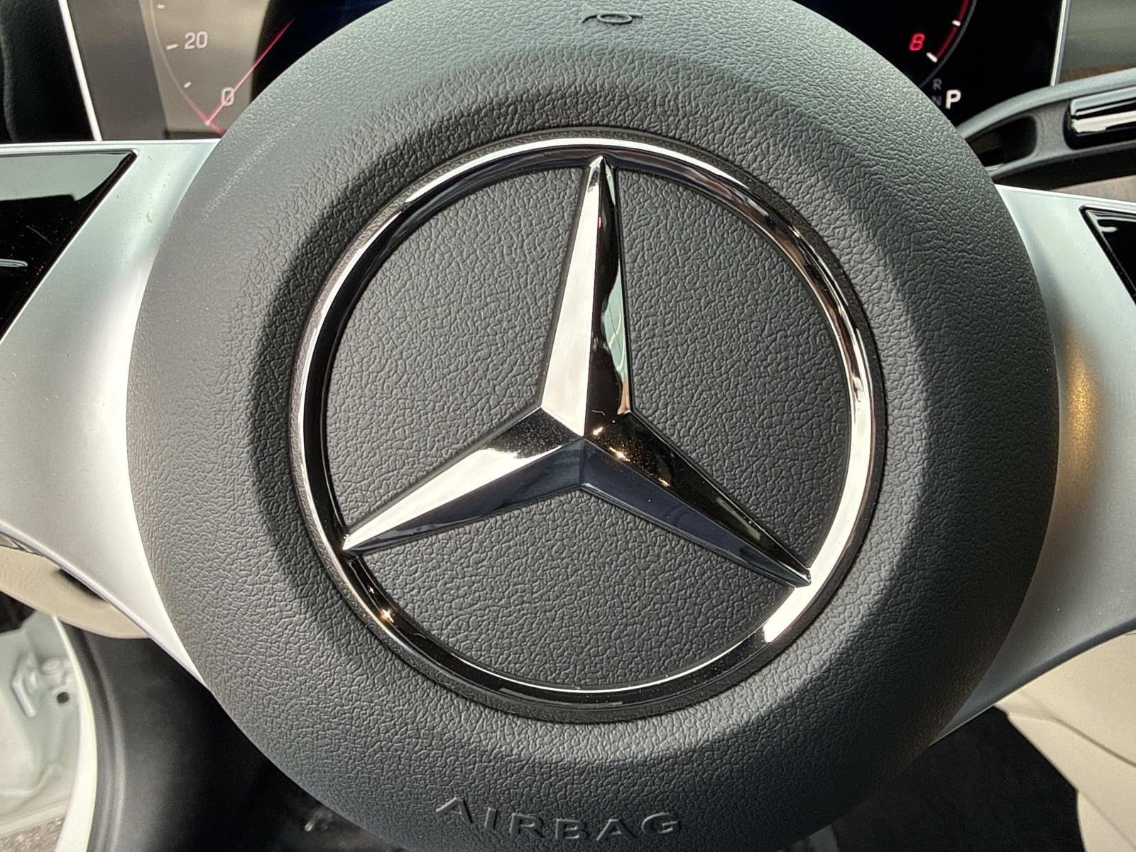 2025 MERCEDES-BENZ C-CLASS - Image 38