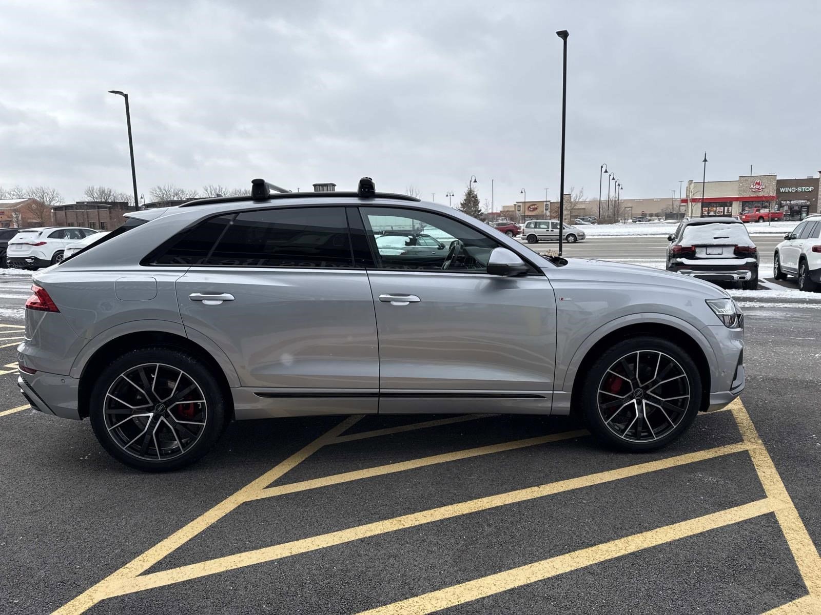 2021 AUDI Q8 - Image 5