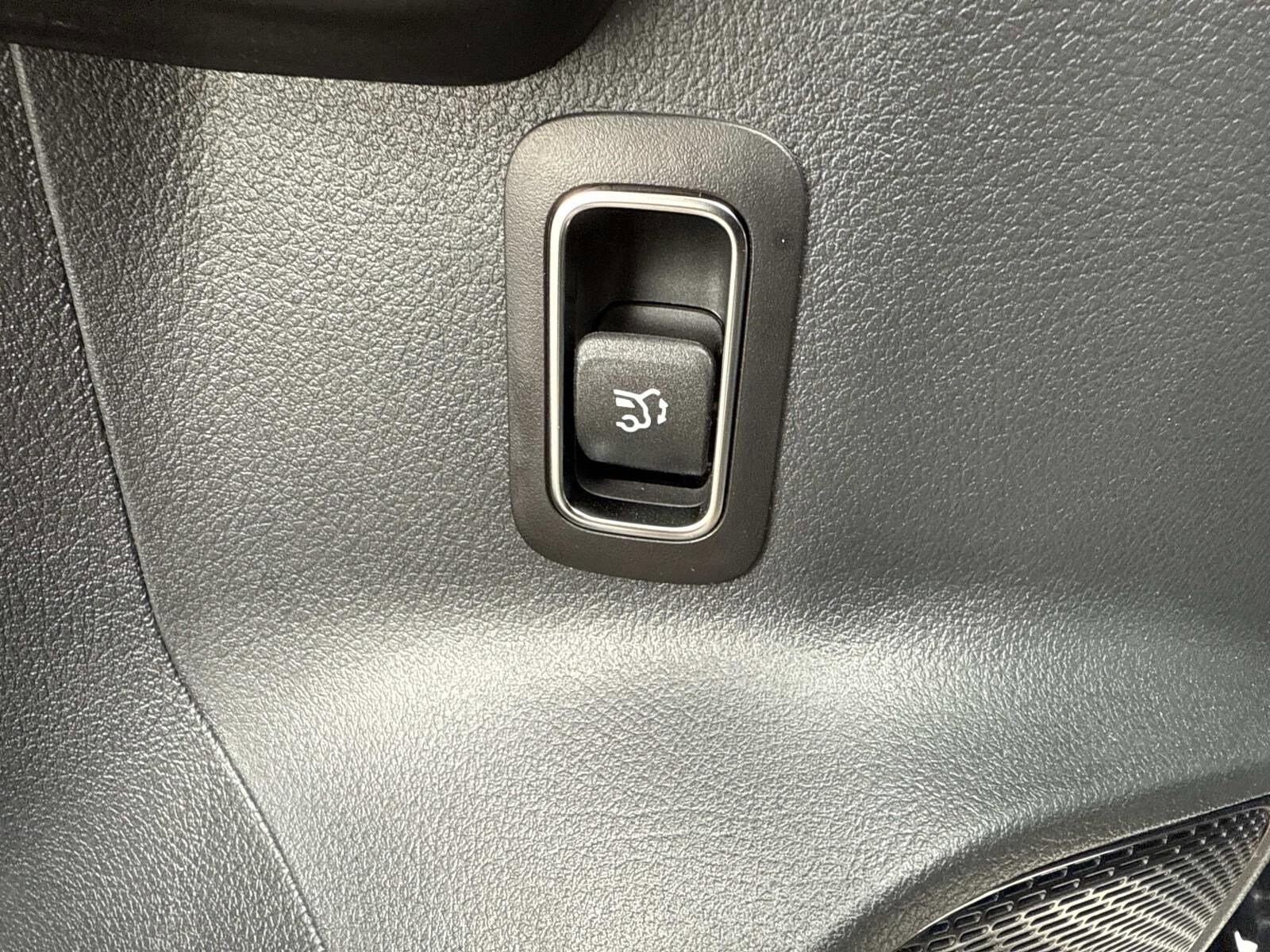 2026 MERCEDES-BENZ GLB-CLASS - Image 25