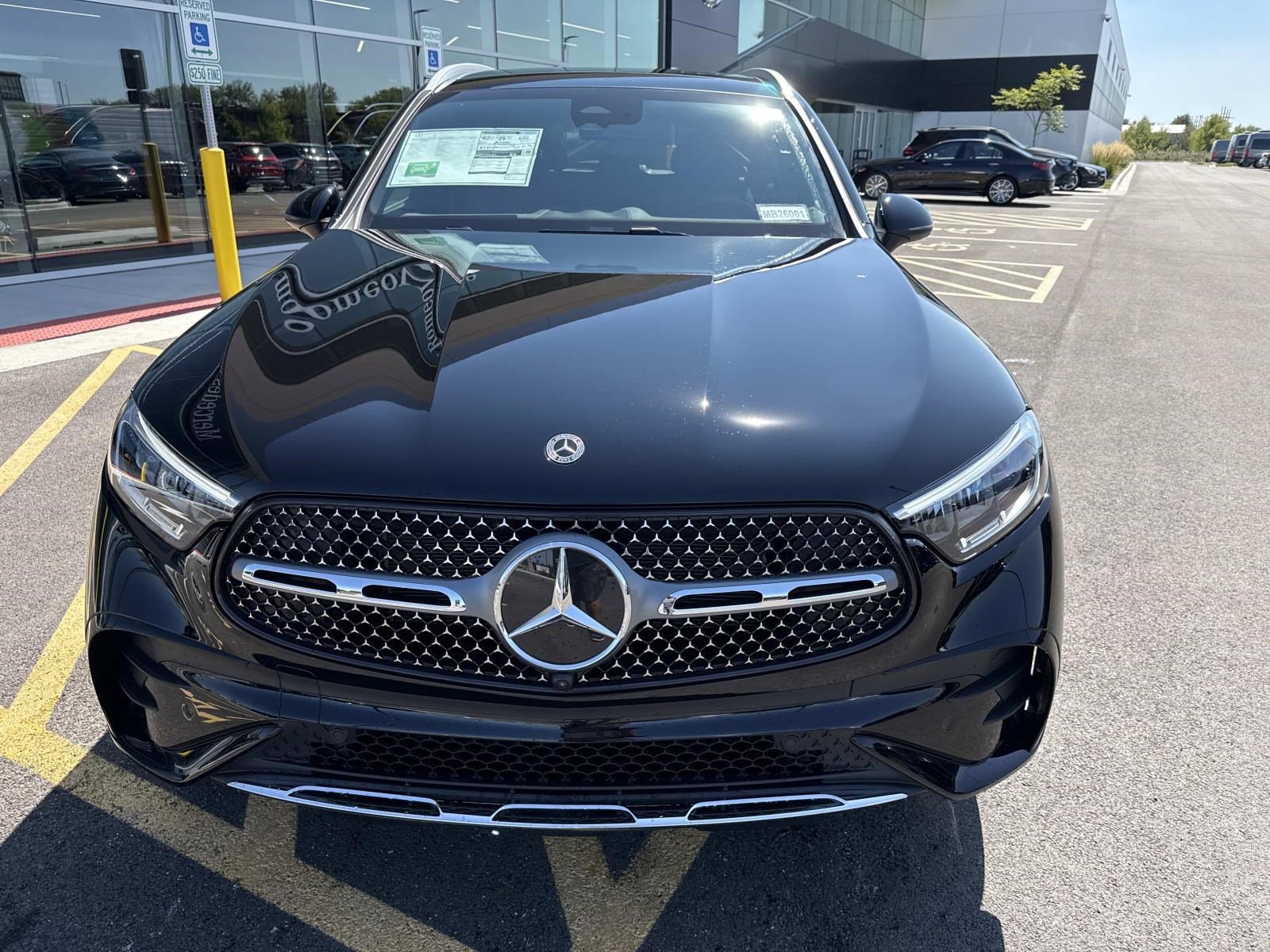 2026 Mercedes Benz GLC 350e 4MATIC photo 3