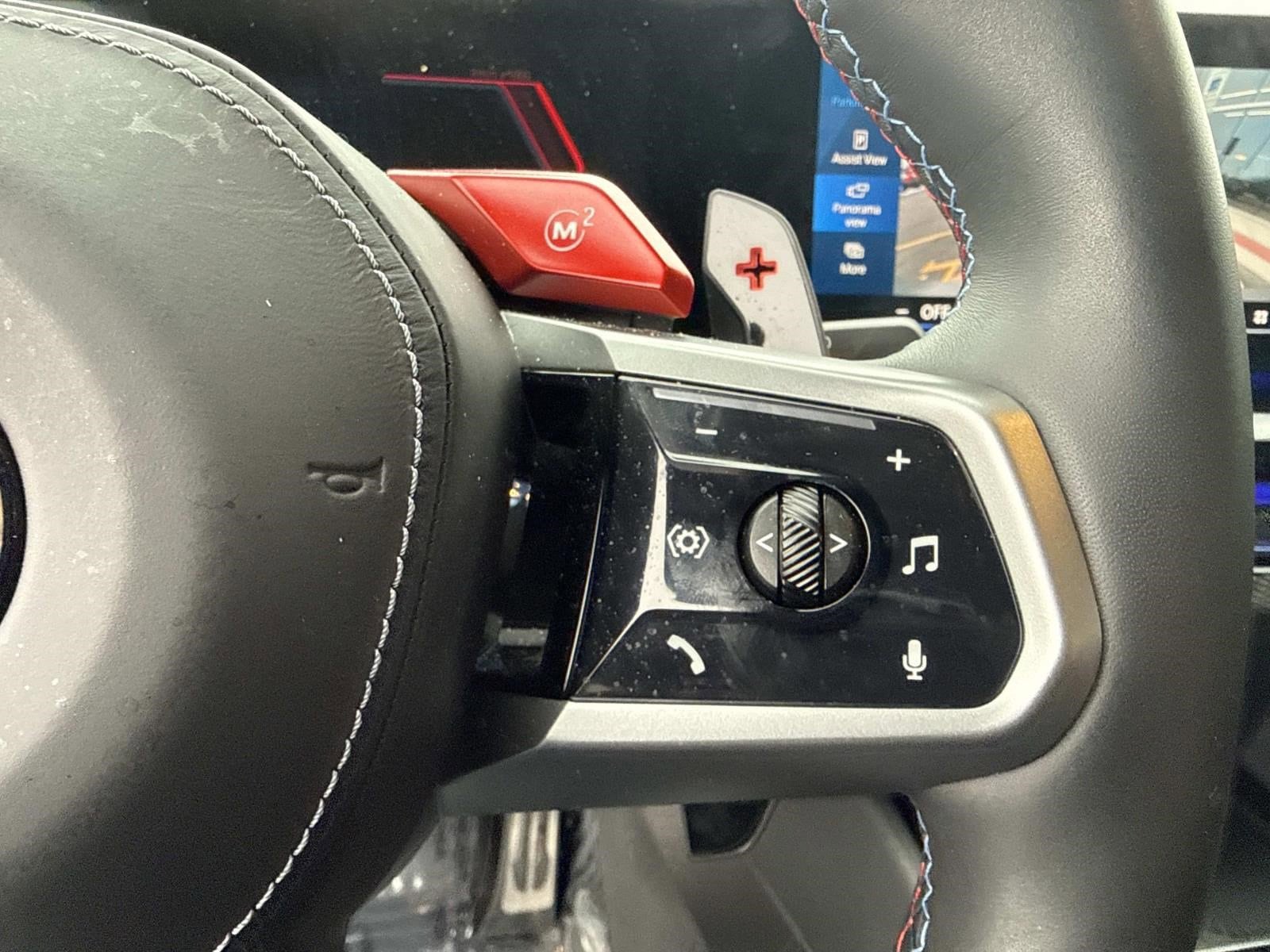 2025 BMW M5 - Image 36