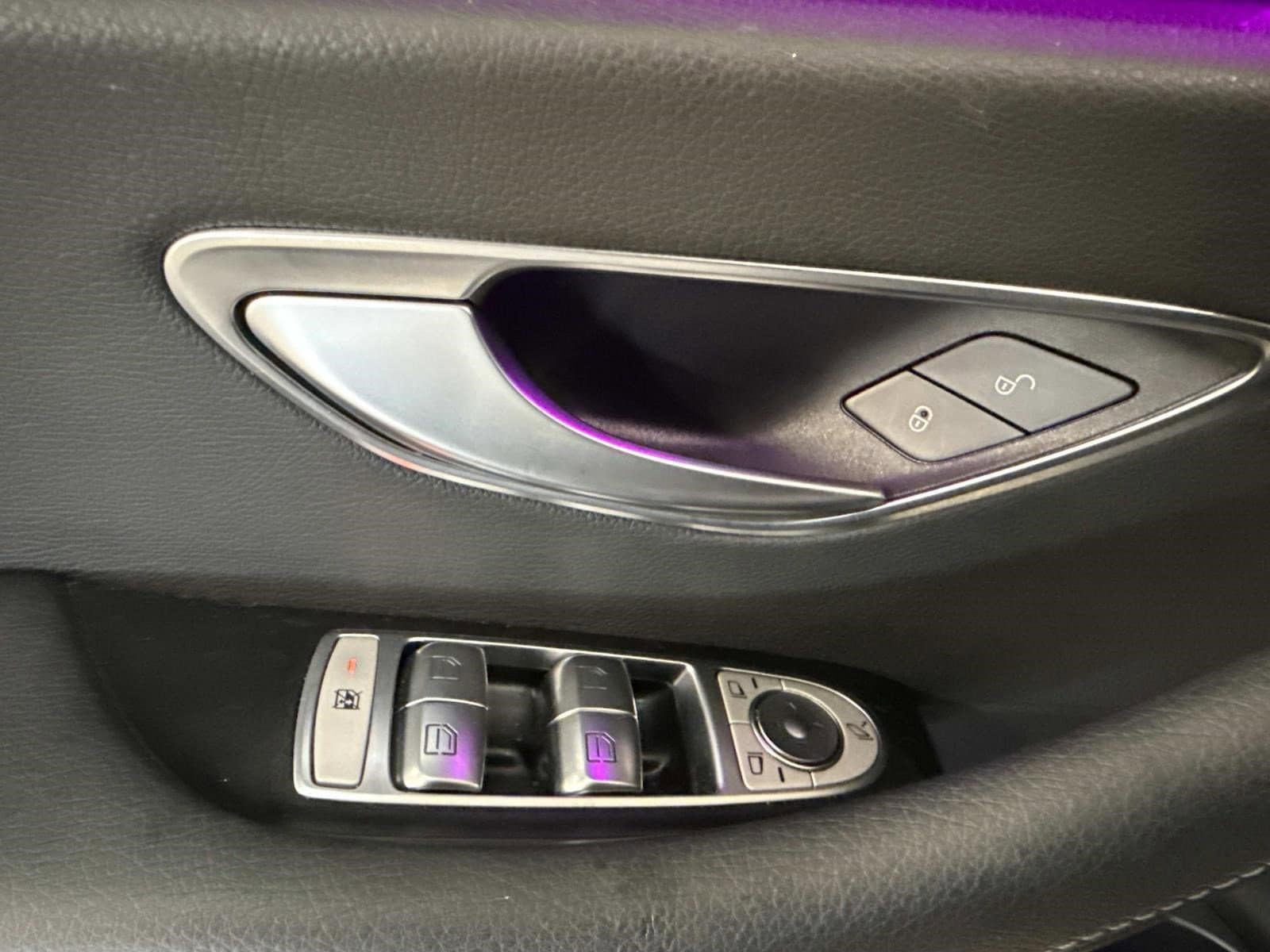 2021 MERCEDES-BENZ E-CLASS - Image 22