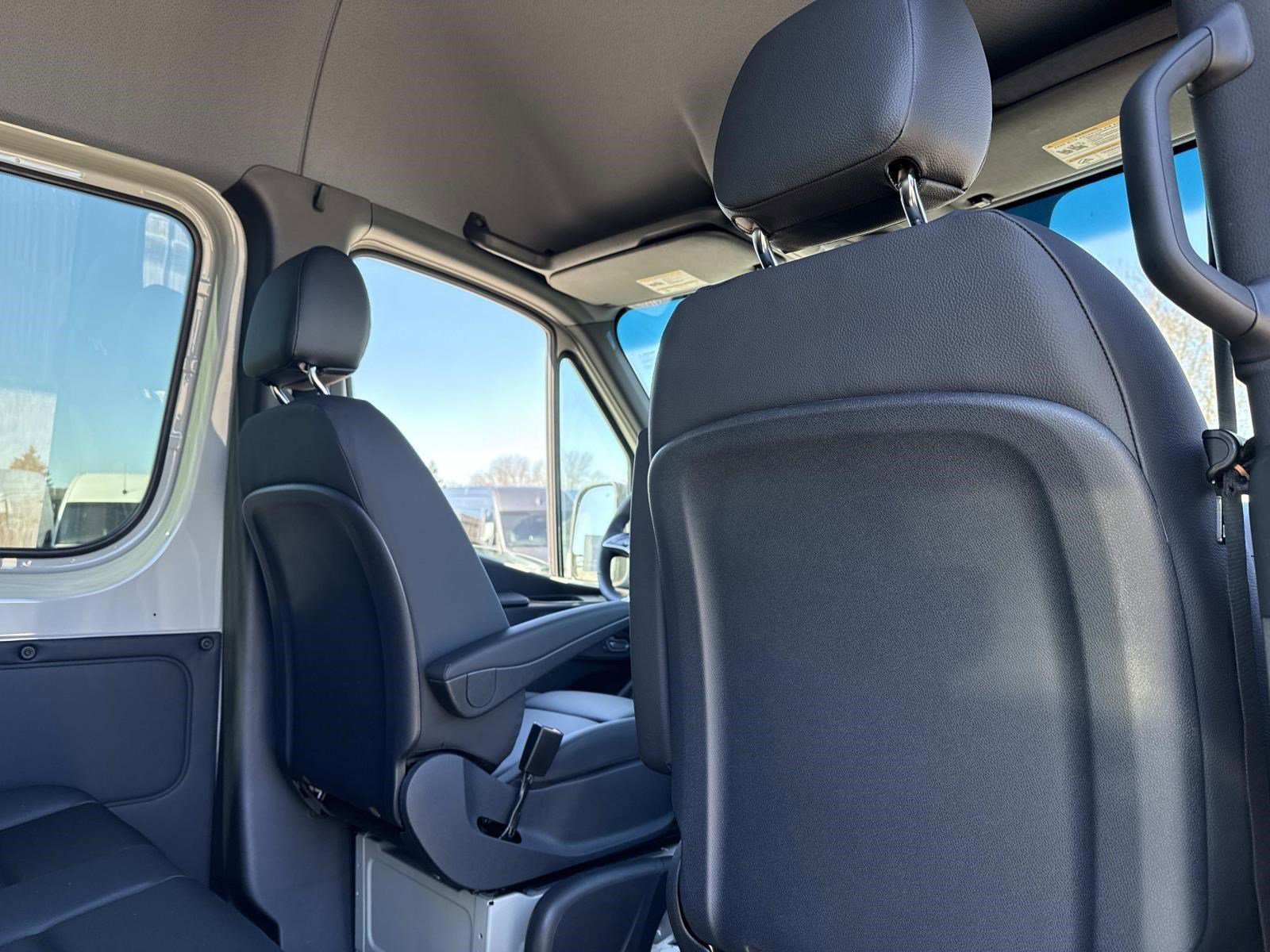 2026 MERCEDES-BENZ SPRINTER - Image 5