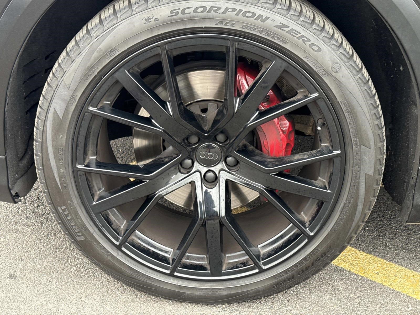 2019 AUDI Q8 - Image 11