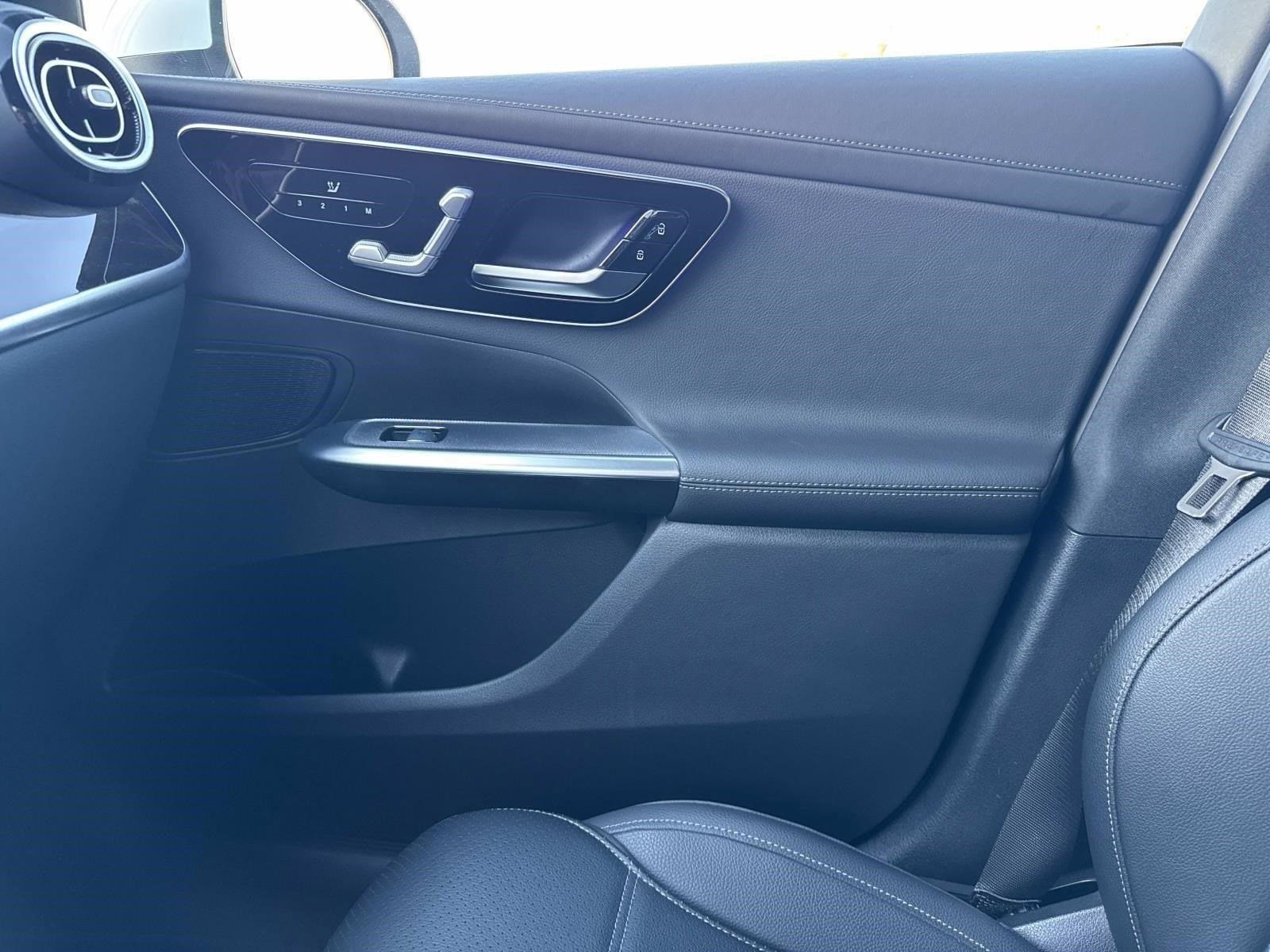 2025 MERCEDES-BENZ GLC-CLASS - Image 24