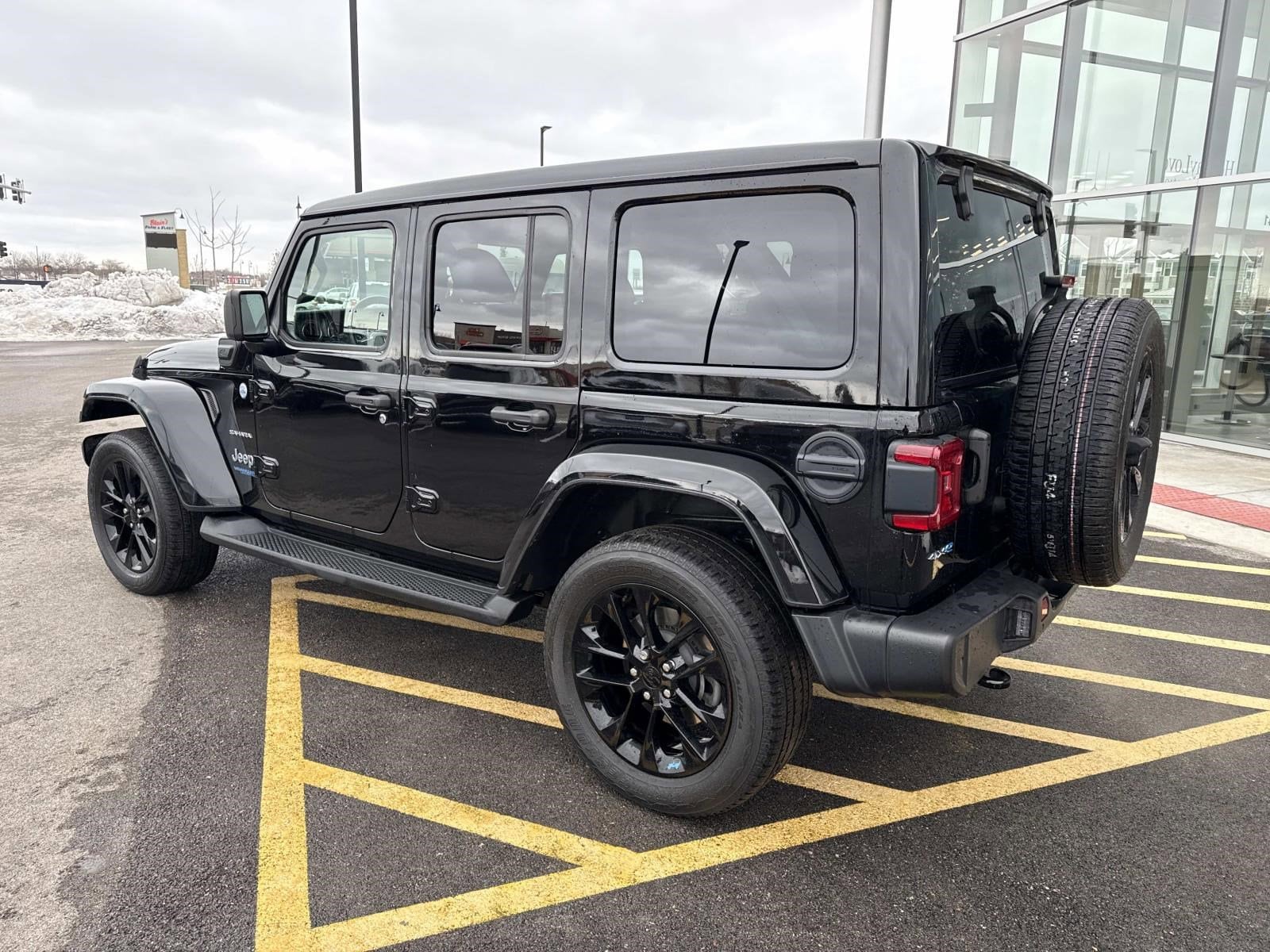 2022 JEEP WRANGLER - Image 9