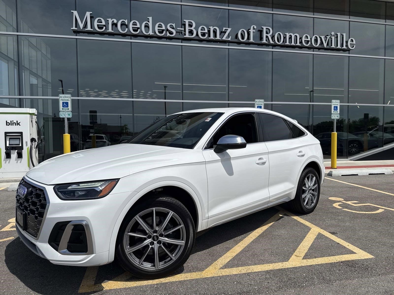 2023 Audi SQ5 Sportback Premium Plus's photo
