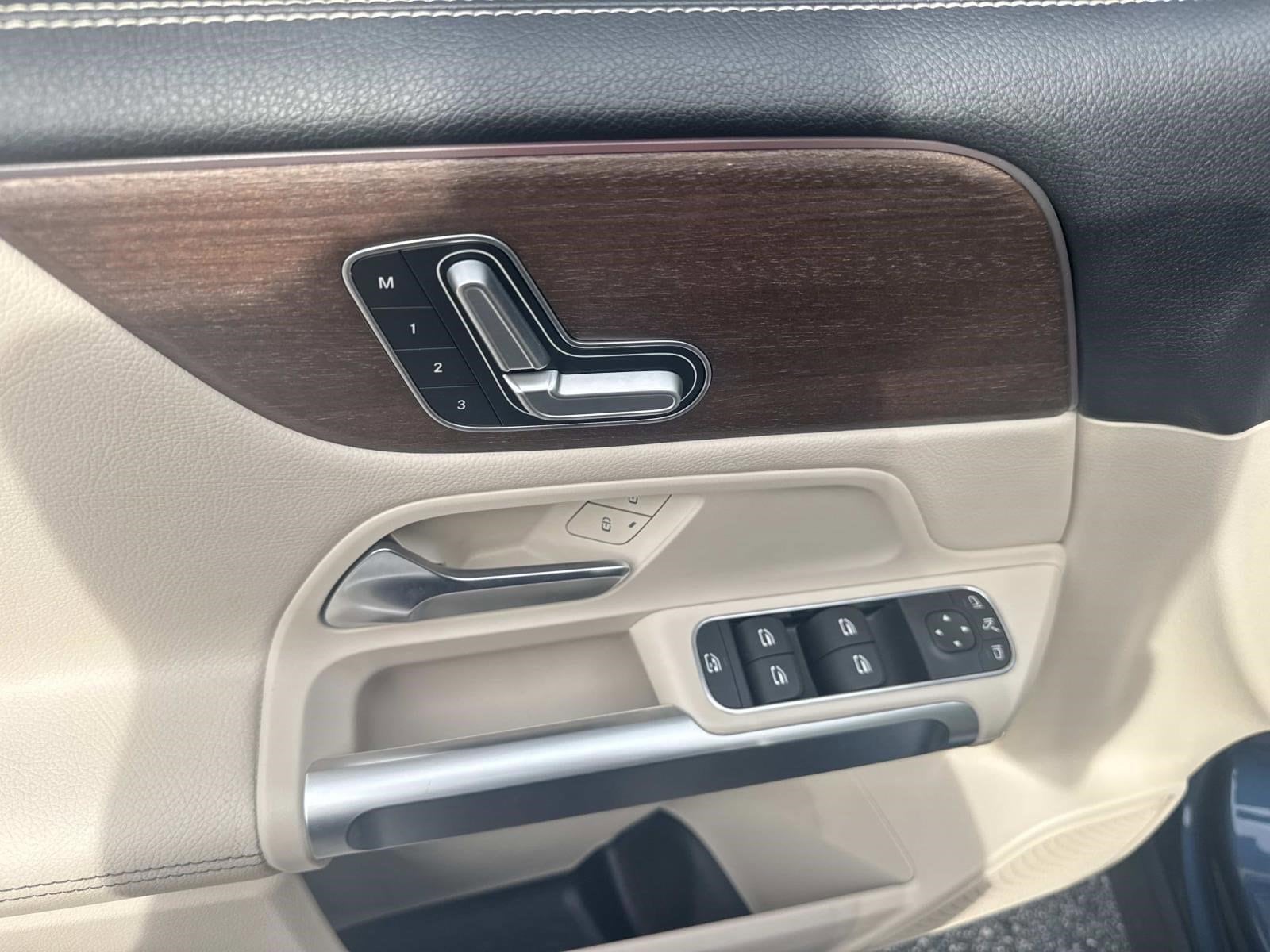 2021 MERCEDES-BENZ GLB-CLASS - Image 17