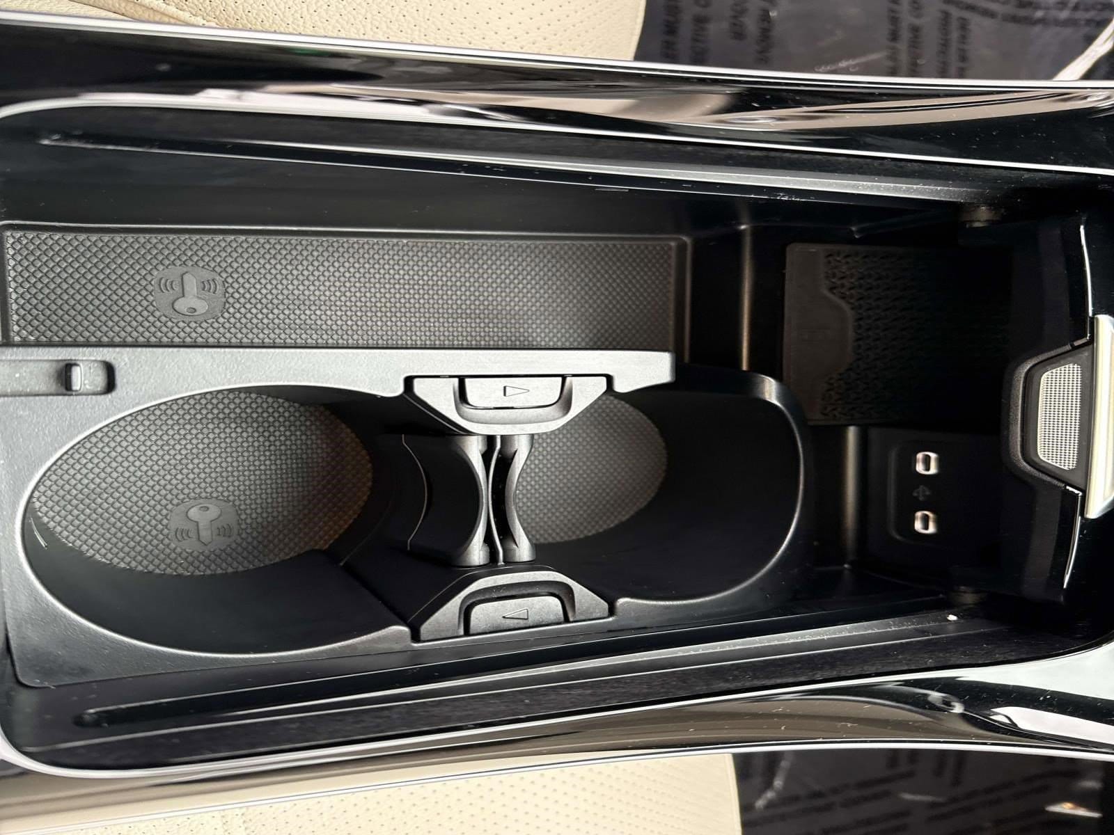 2025 MERCEDES-BENZ C-CLASS - Image 36