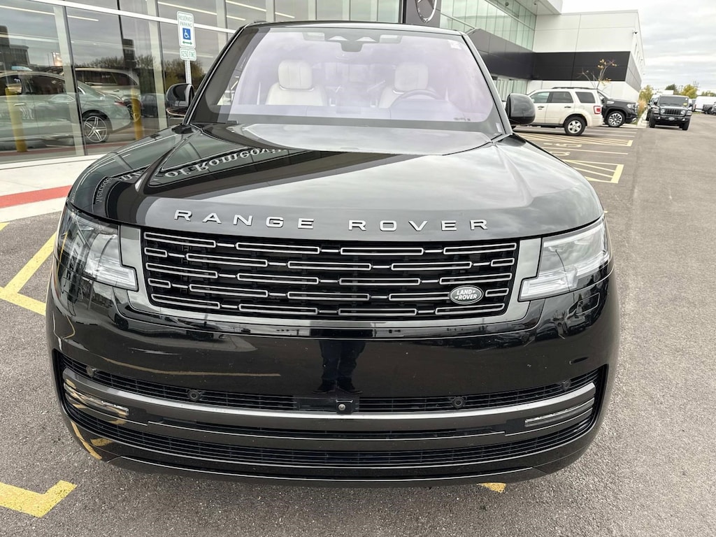 Used 2023 Land Rover Range Rover P530 SE SUV