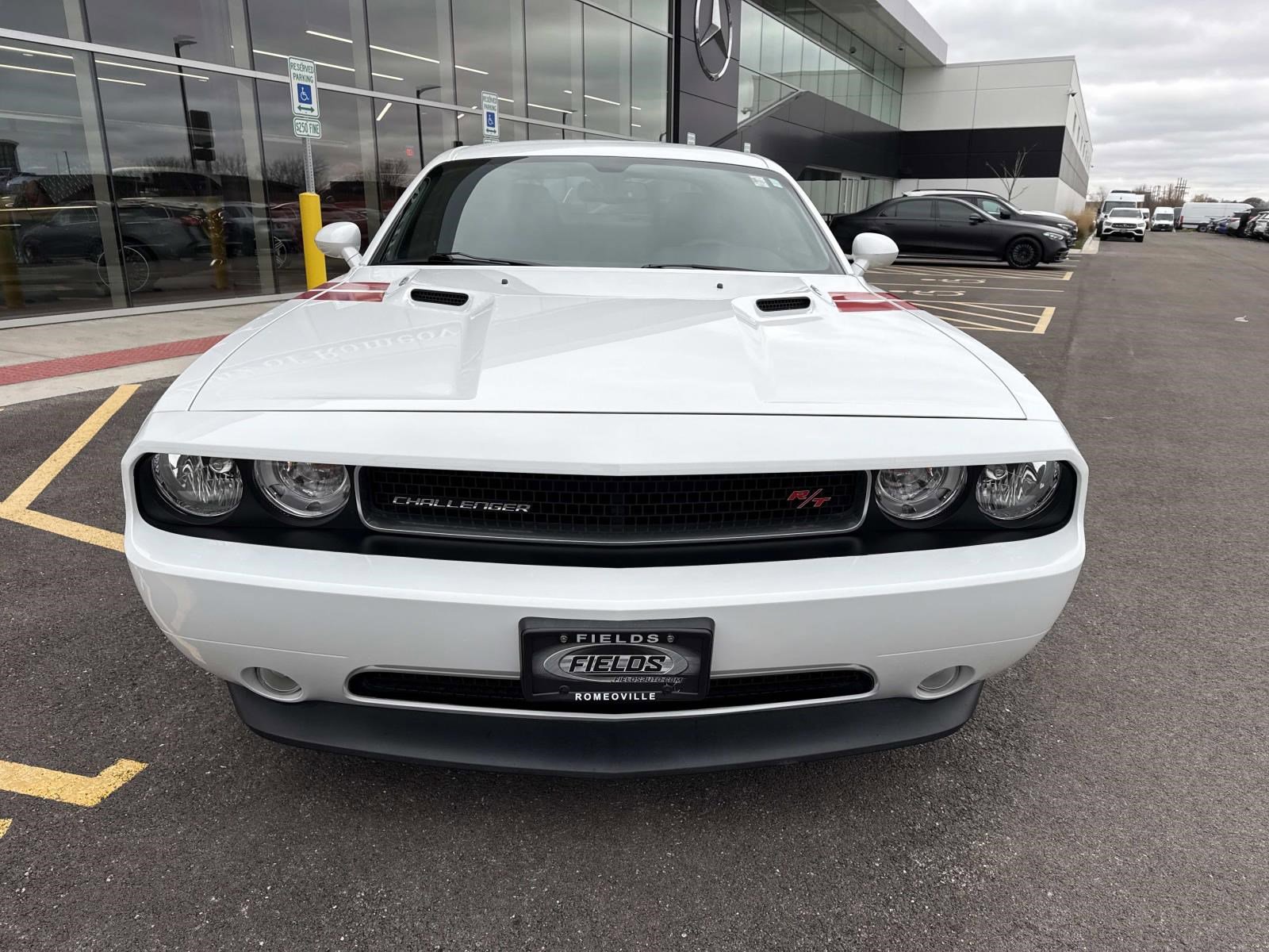 2013 Dodge Challenger R/T photo 3
