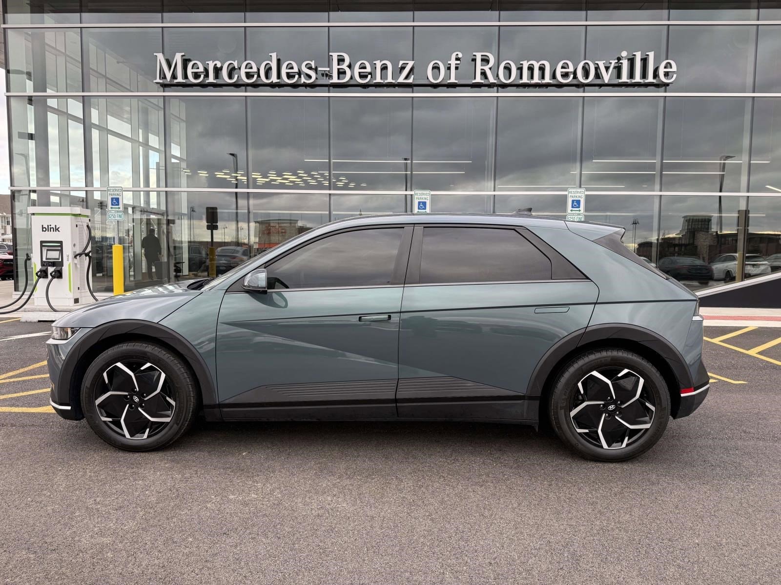 Used 2023 Hyundai IONIQ 5 SEL with VIN KM8KNDAF4PU146842 for sale in Bolingbrook, IL