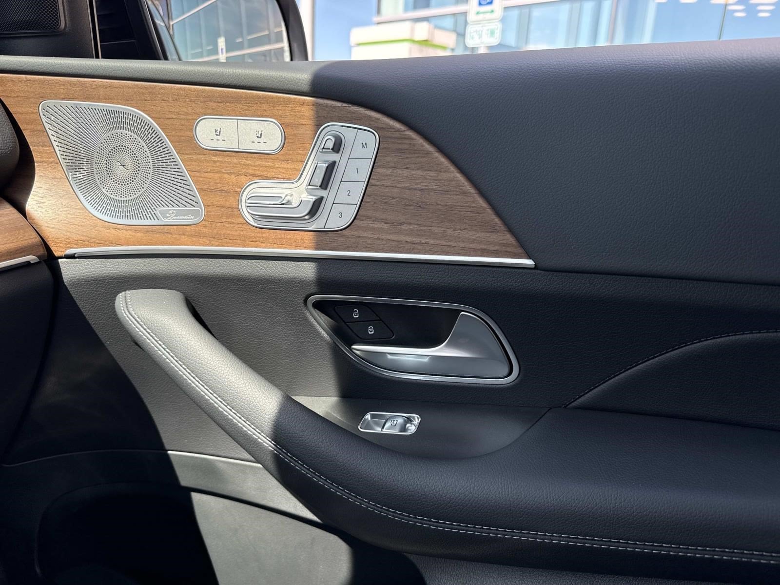 2025 Mercedes-Benz GLE GLE580 - Photo 31