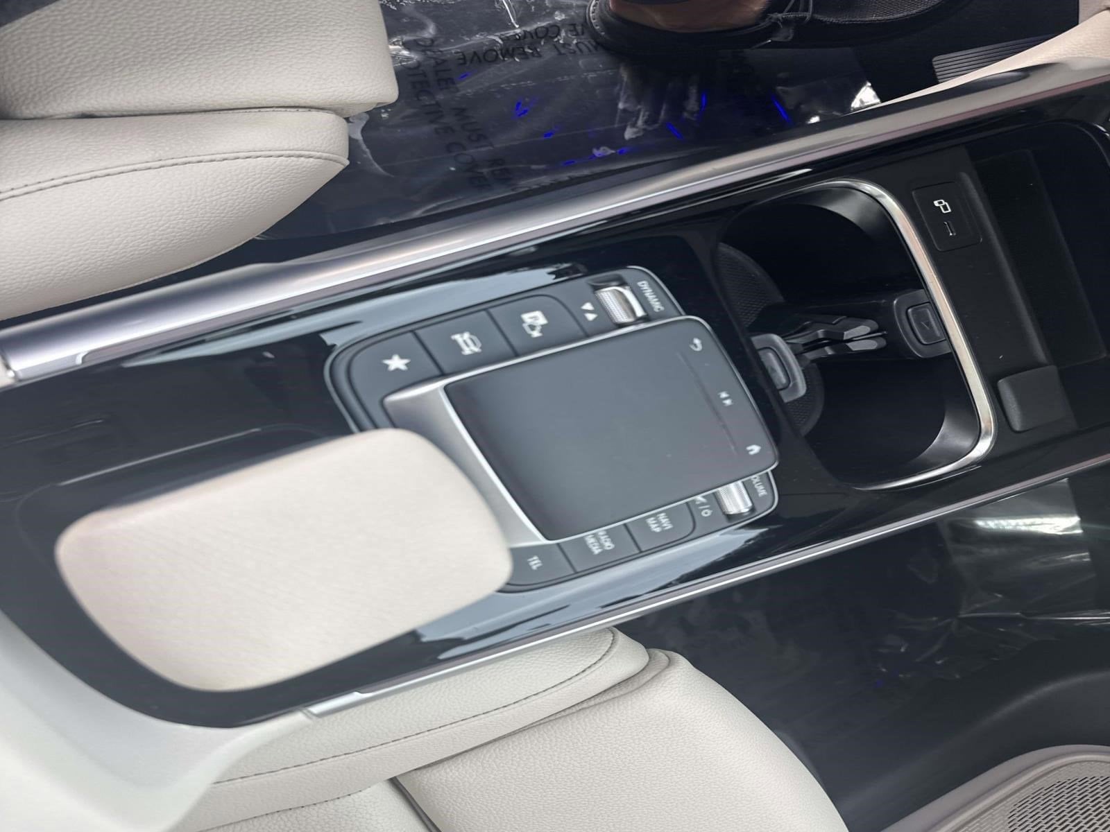 2021 MERCEDES-BENZ GLB-CLASS - Image 25