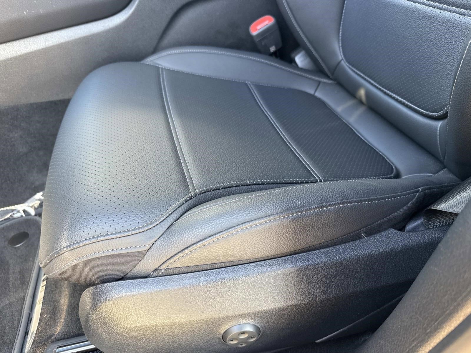 2025 MERCEDES-BENZ GLC-CLASS - Image 28