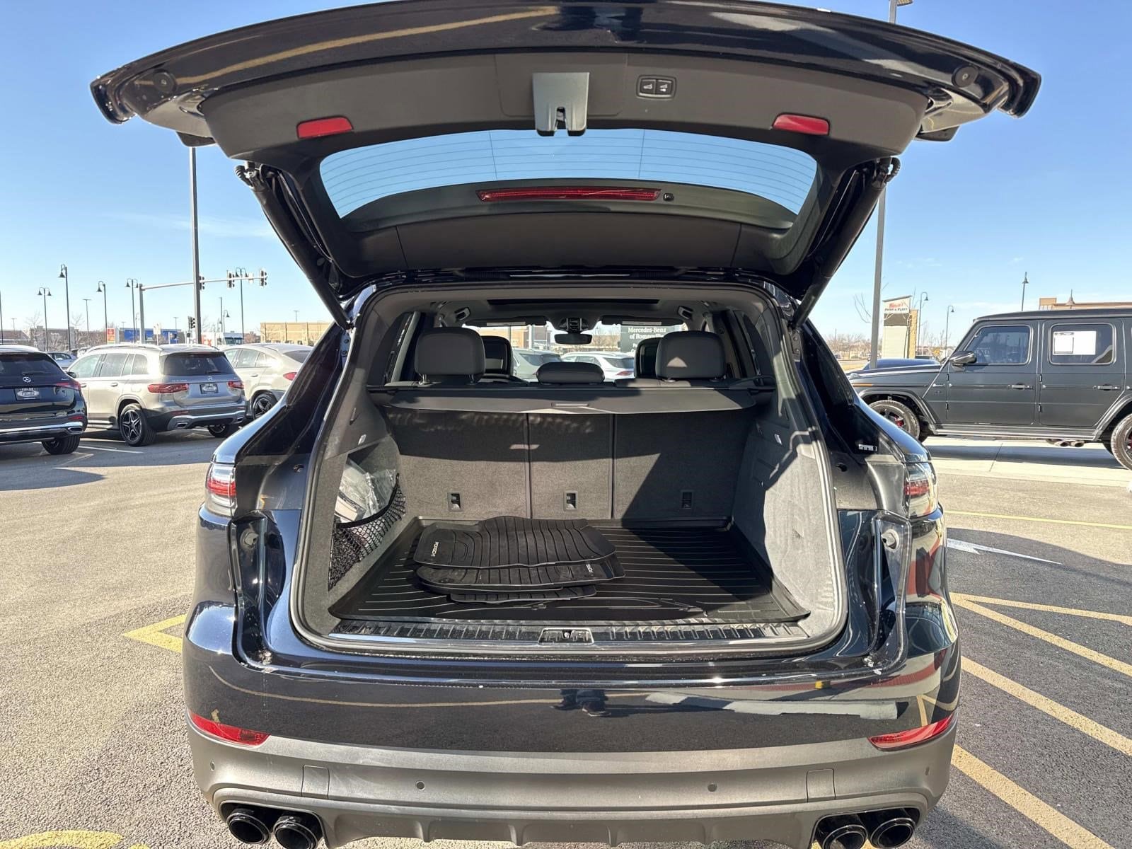 2023 PORSCHE CAYENNE - Image 9