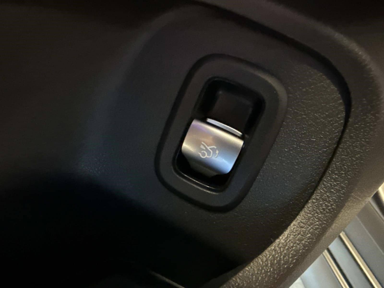 2026 MERCEDES-BENZ CLE - Image 19