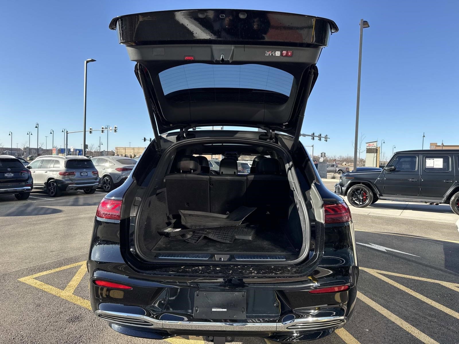 2023 MERCEDES-BENZ EQS-CLASS SUV - Image 9