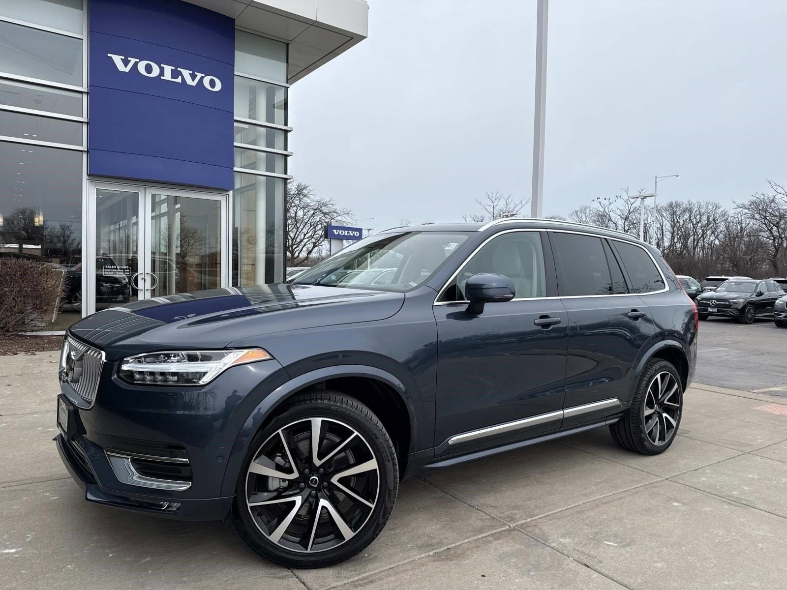 2023 Volvo XC90 B6 Plus 7-Seater 4WD's photo