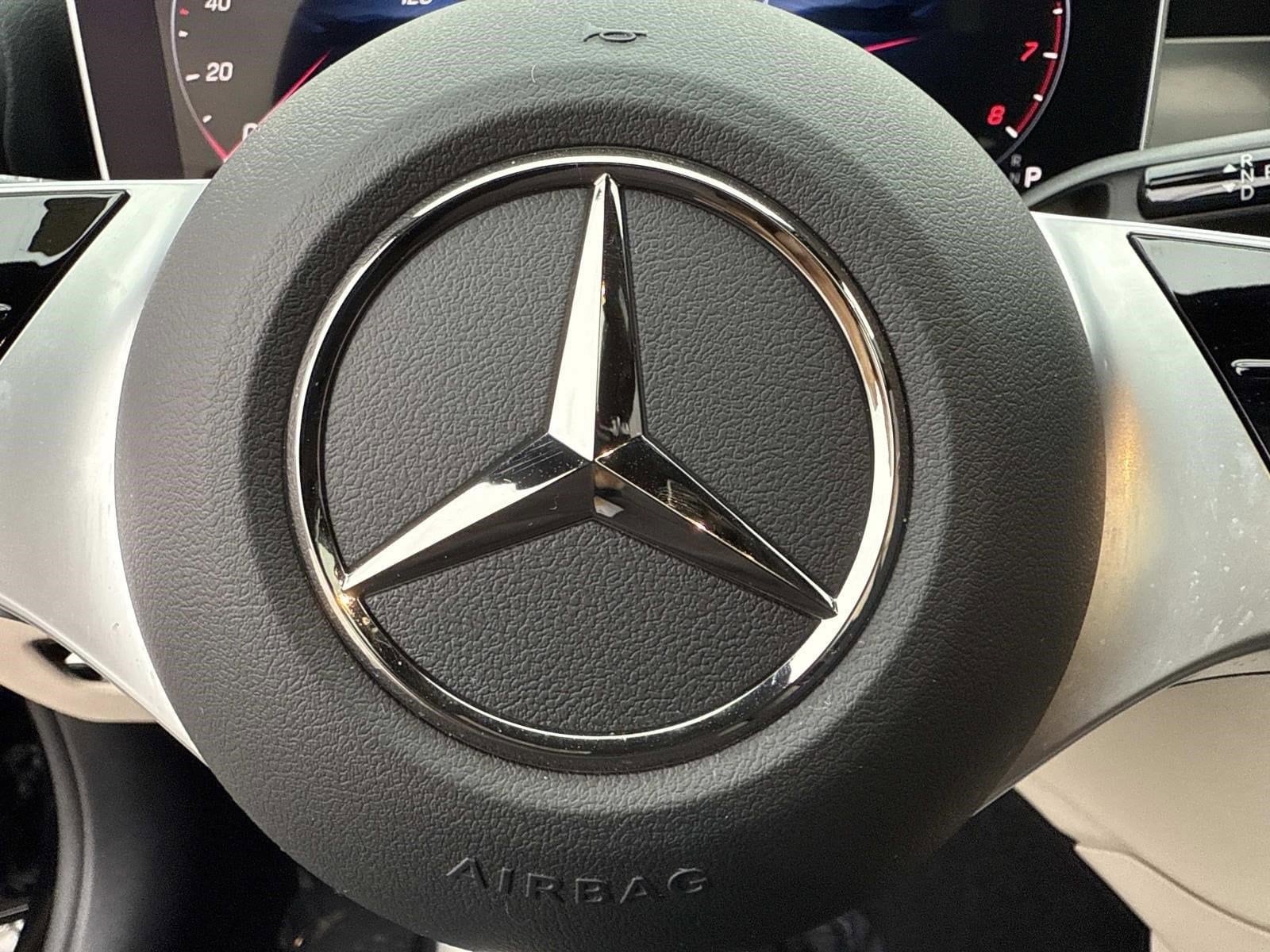 2025 MERCEDES-BENZ C-CLASS - Image 42