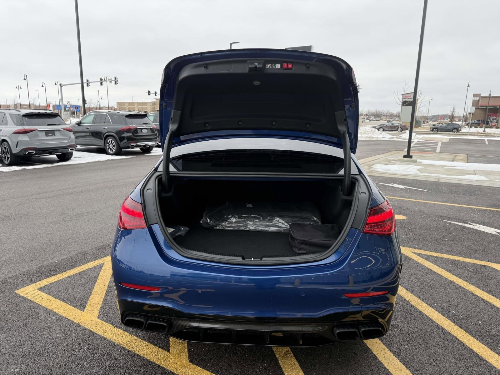 2024 MERCEDES-BENZ C-CLASS - Image 9