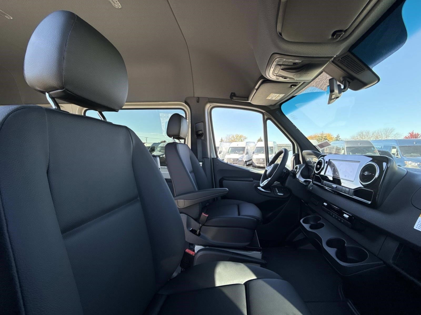 2026 MERCEDES-BENZ SPRINTER - Image 4