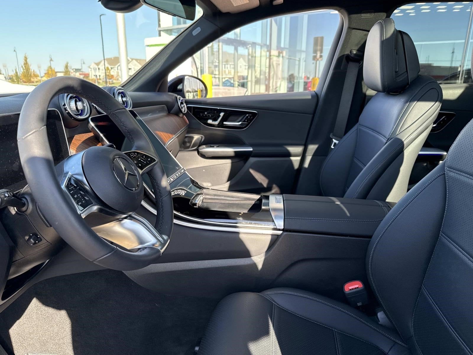 2025 MERCEDES-BENZ GLC-CLASS - Image 30