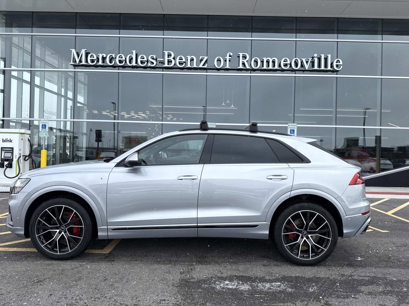 2021 AUDI Q8 - Image 2