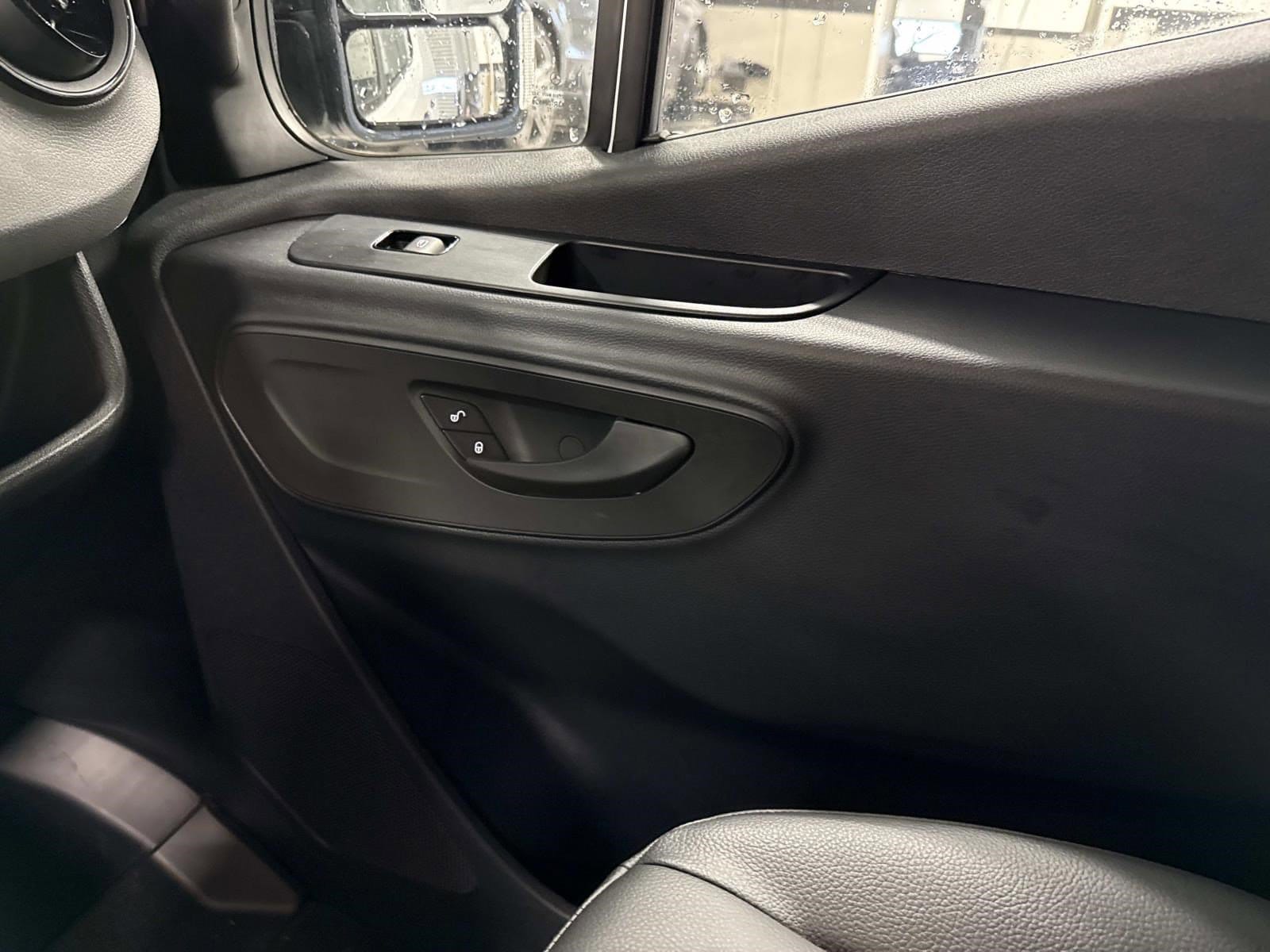 2025 MERCEDES-BENZ SPRINTER - Image 17