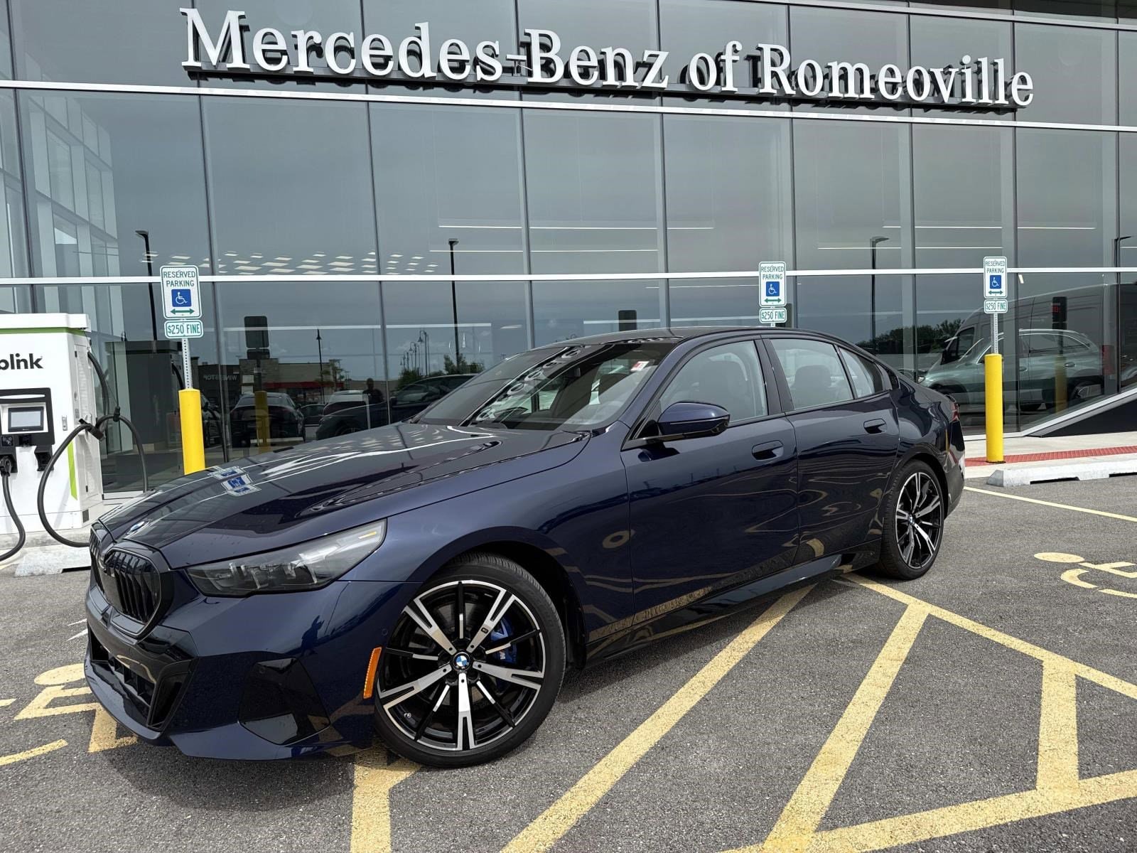 2024 BMW 5 Series 530i xDrive Sedan's photo