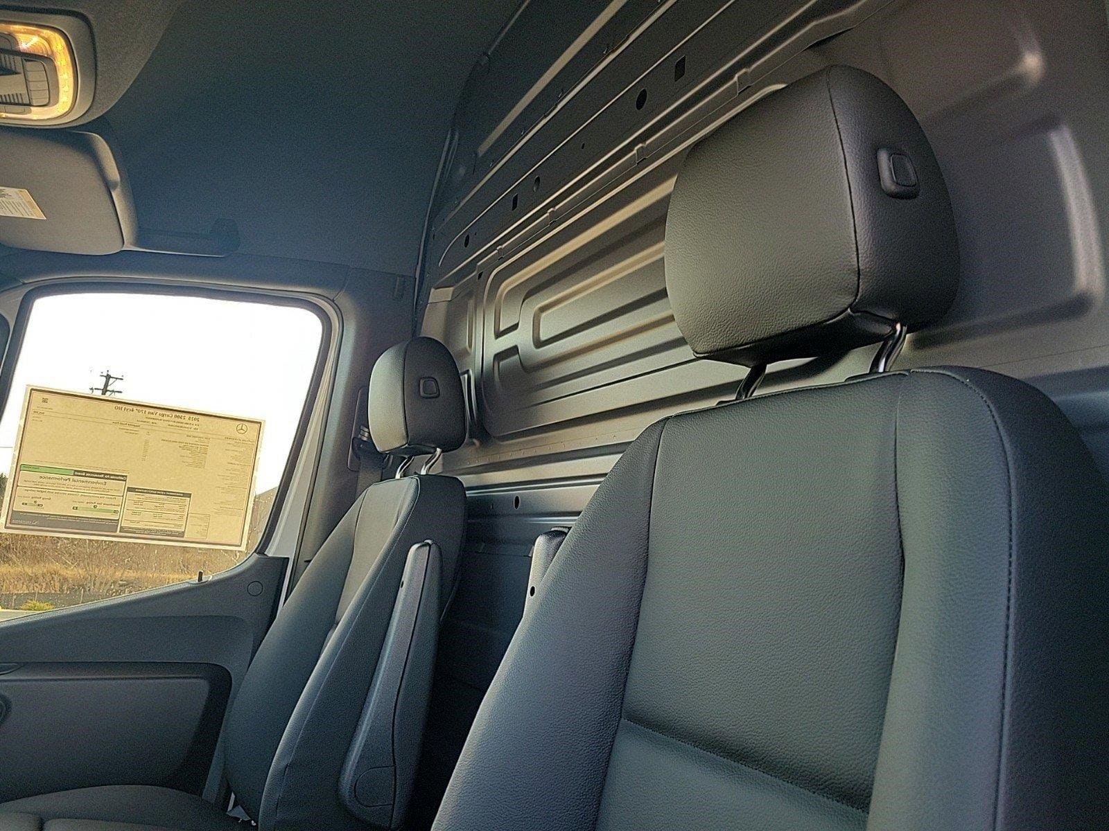 2025 MERCEDES-BENZ SPRINTER - Image 19