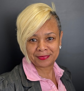 Staff member Tara Martin from ID_04d393e54a98