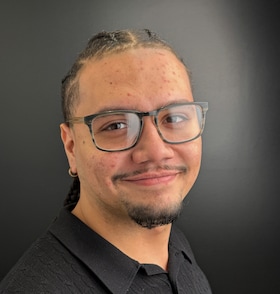 Staff member Julius Hernandez from ID_d1891478a8ac