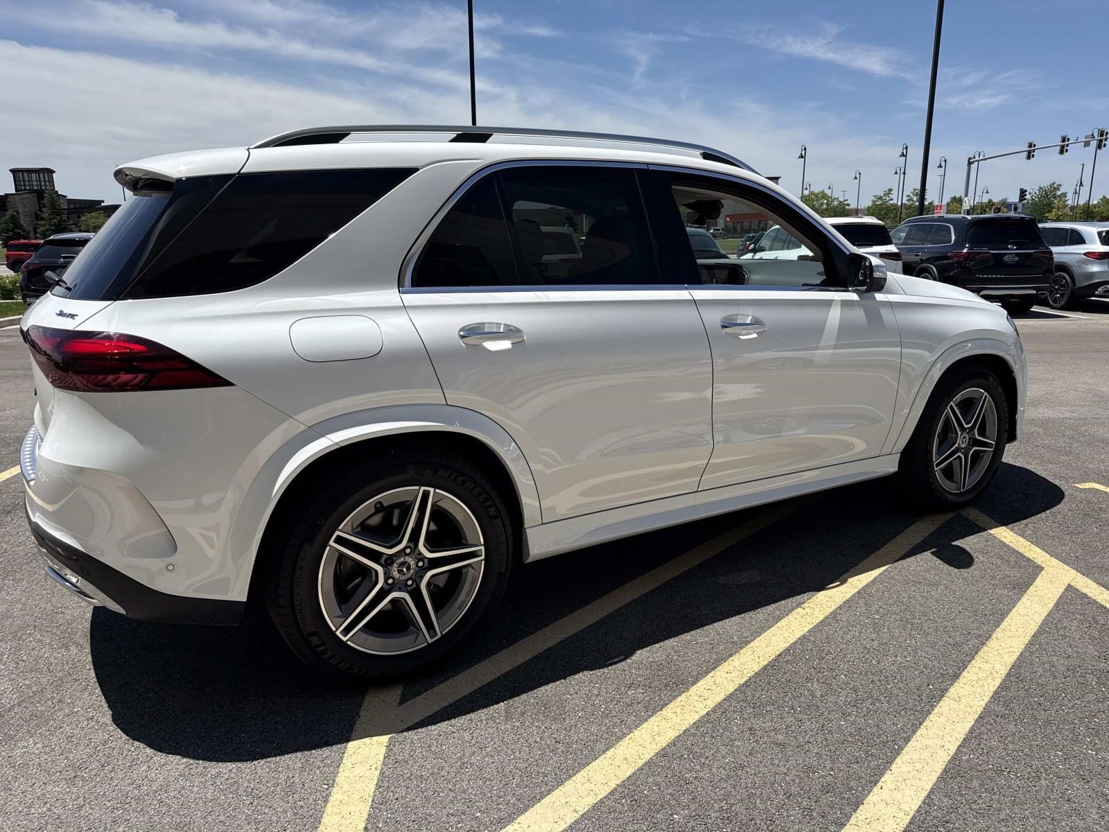 2026 Mercedes-Benz GLE GLE450 - Photo 7