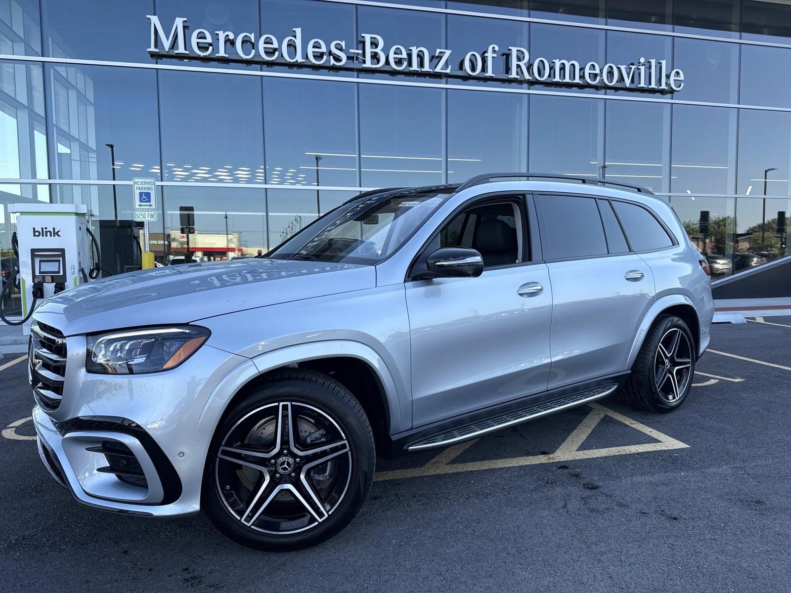 2026 Mercedes-Benz GLS Base