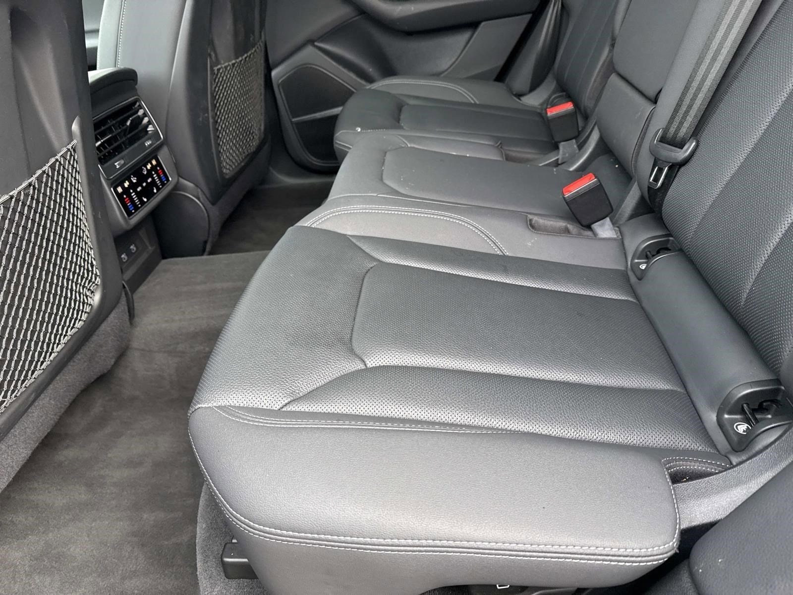 2021 AUDI Q8 - Image 16