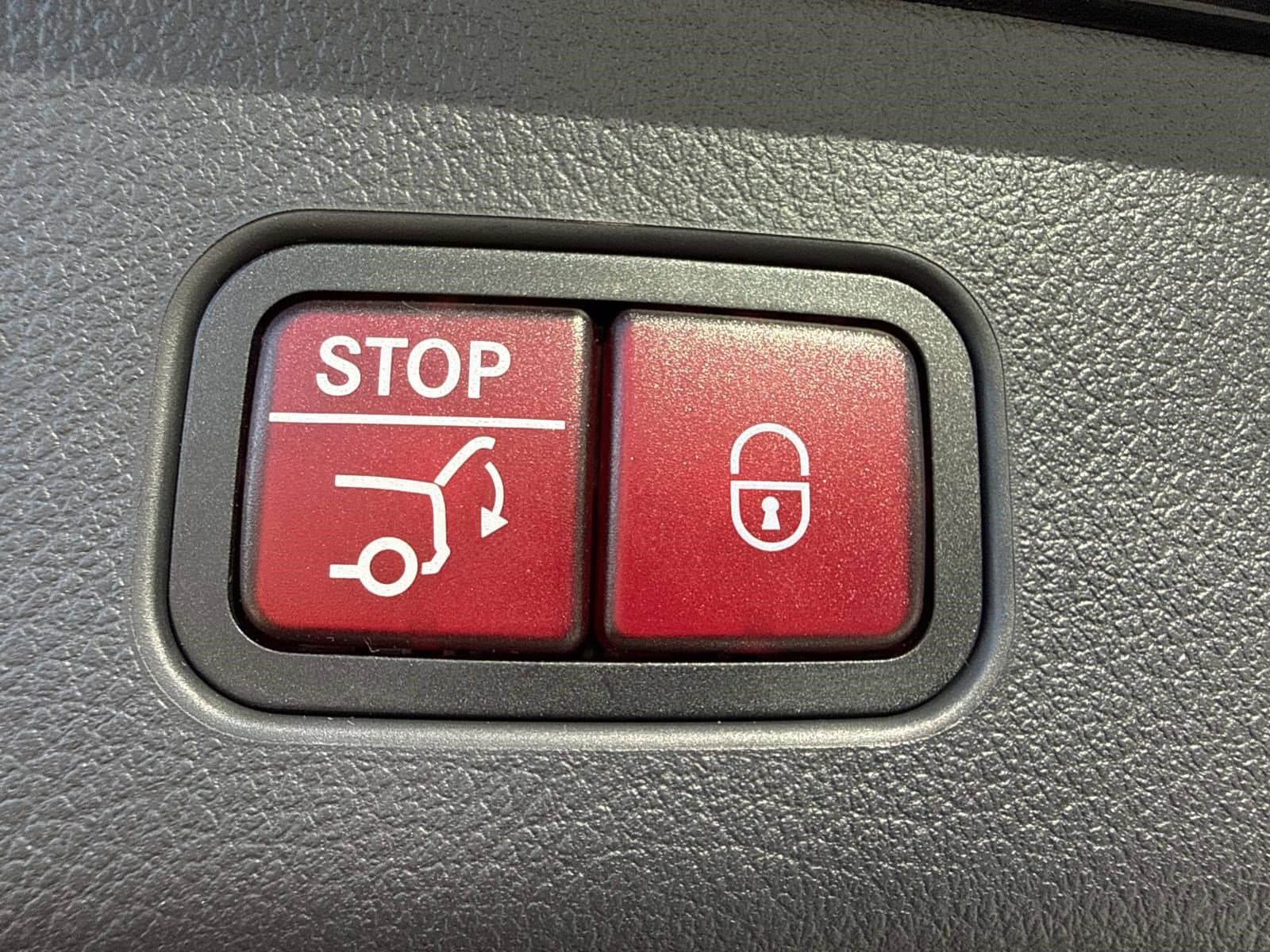 2024 MERCEDES-BENZ GLC-CLASS - Image 12