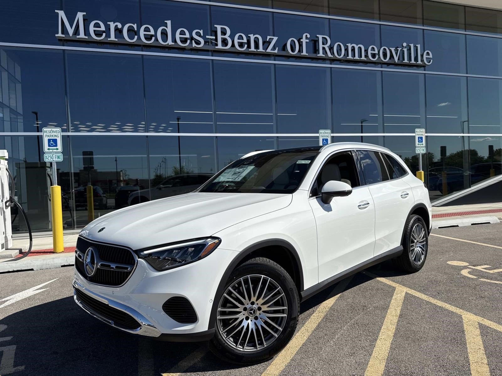 2027 Mercedes-Benz GLC Base
