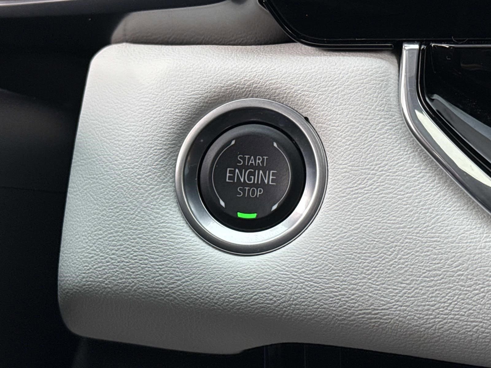 2024 GMC CANYON - Image 33