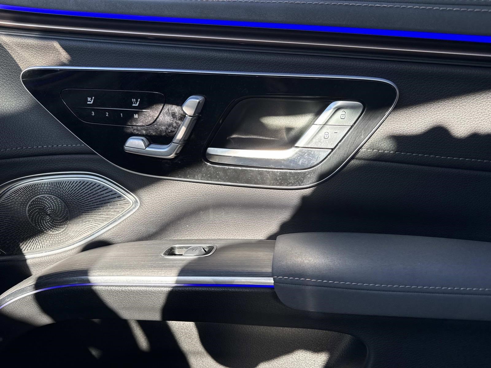 2023 MERCEDES-BENZ EQS-CLASS SUV - Image 32