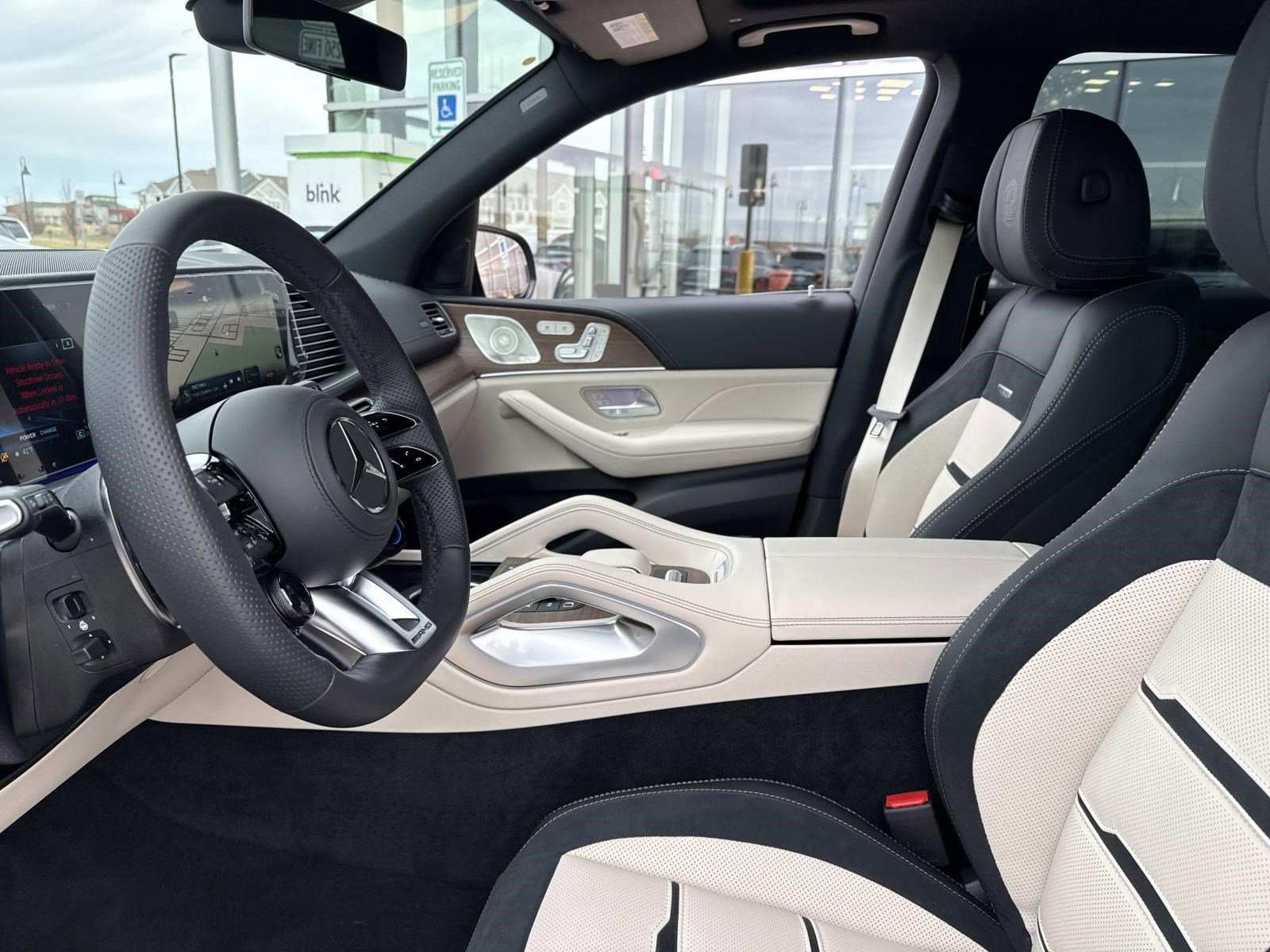 2026 Mercedes-Benz GLE AMG GLE 53 - Photo 31