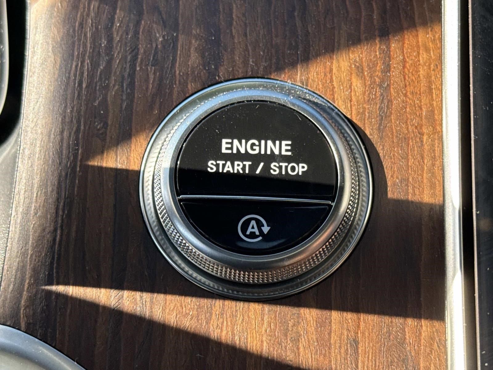 2025 MERCEDES-BENZ GLC-CLASS - Image 37