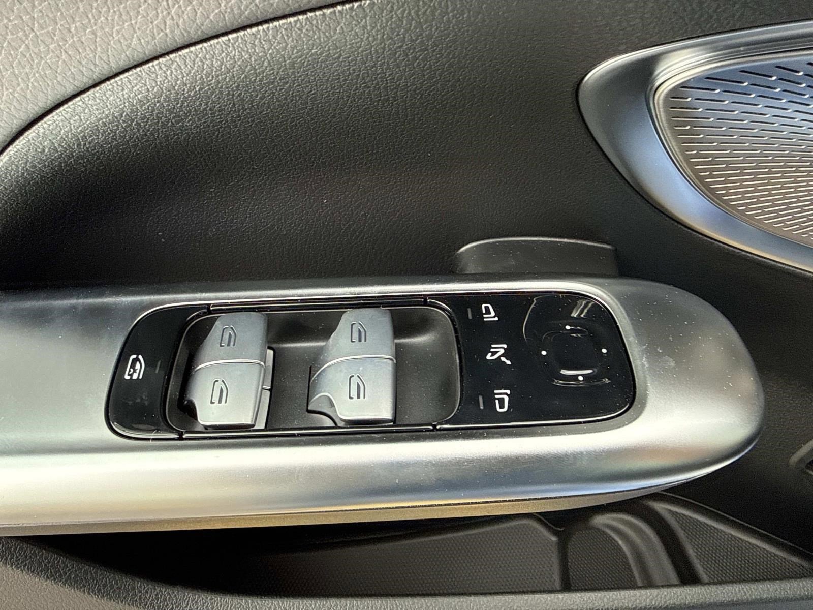 2026 MERCEDES-BENZ C-CLASS - Image 22