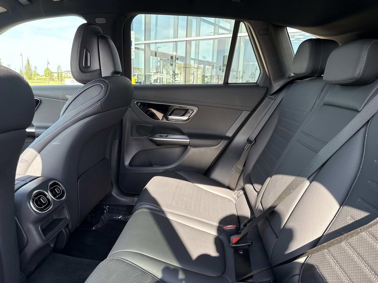 2025 MERCEDES-BENZ GLC-CLASS - Image 18