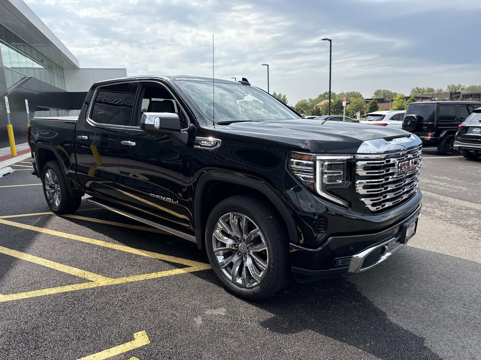2024 Gmc Sierra 1500 Denali photo 4