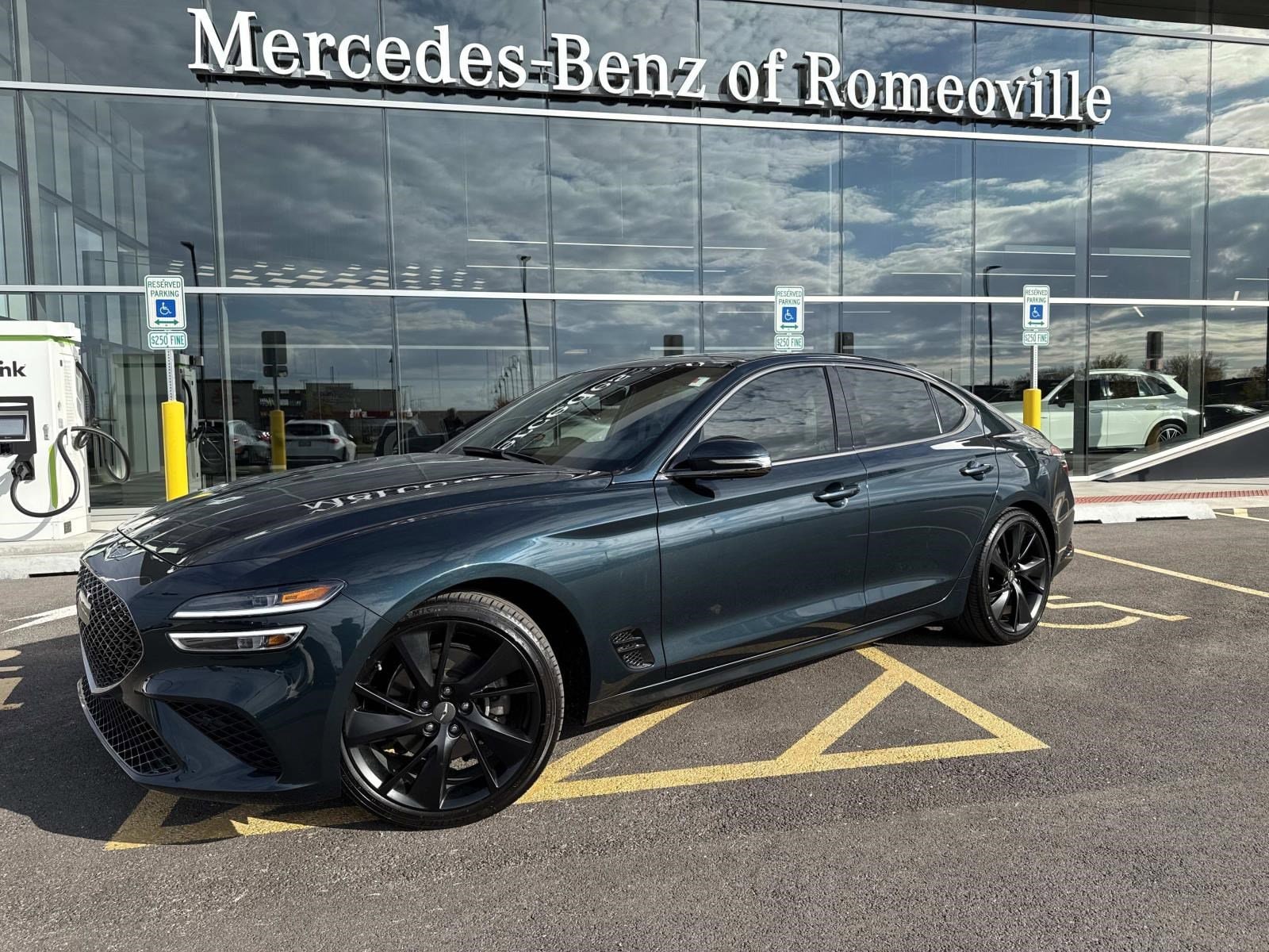 2023 GENESIS G70 Standard
