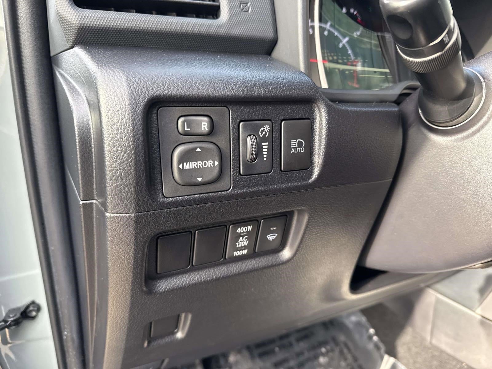 2022 TOYOTA 4RUNNER - Image 28